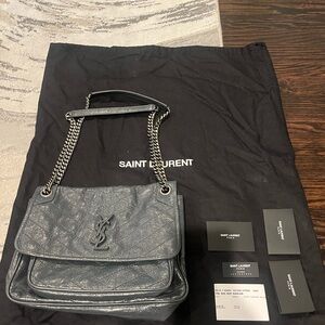 Saint Laurent Nikki bag, size Medium